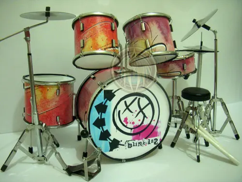 supply miniature drum set Travis Barker Blink 182