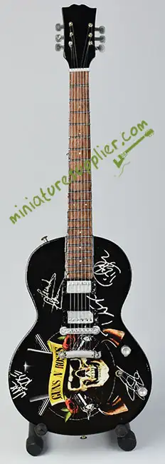 Miniature guitar replica Guns n Roses with signature