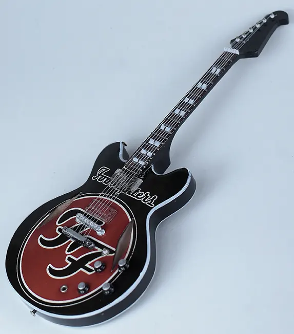 wholesale Miniature guitar replica Foo Fighters logos -  Dave Grohl