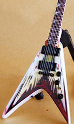 Flying V Dave Mustaine mini guitar replica